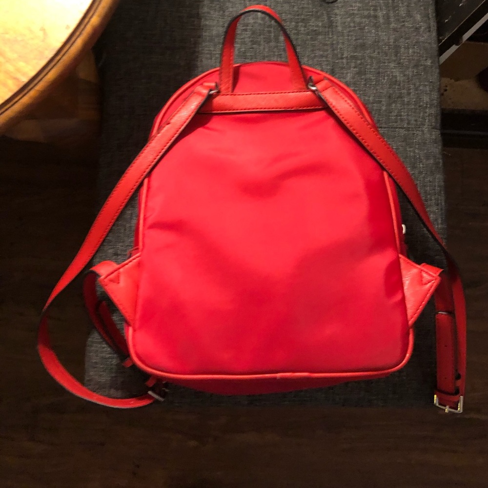 Guess red mini backpack - Picture 2 of 7